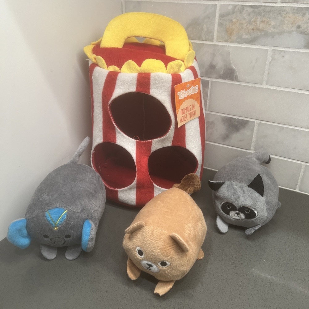 Animals In Circus House – Plush Animal Toy Set - Picture 1 of 12